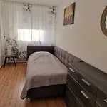 Stadtblick Grosse Peter Fuer 5 Personen Mit Balkon 5og *