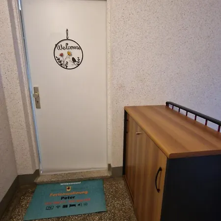 Stadtblick Grosse Peter Fuer 5 Personen Mit Balkon 5og Modern Und Gemuetlich דירה