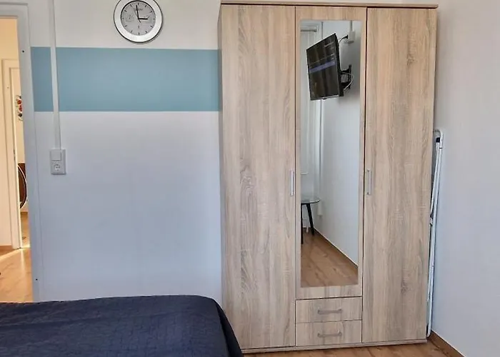 Stadtblick Grosse Peter Fuer 5 Personen Mit Balkon 5og *