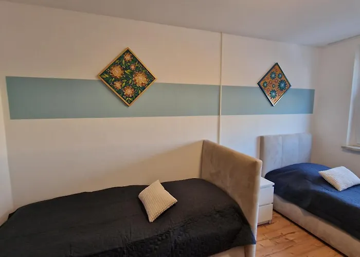 Stadtblick Grosse Peter Fuer 5 Personen Mit Balkon 5og * אנברג - בוכהולץ