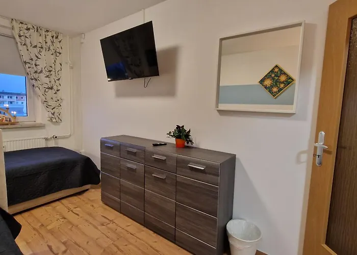 Stadtblick Grosse Peter Fuer 5 Personen Mit Balkon 5og דירה אנברג - בוכהולץ