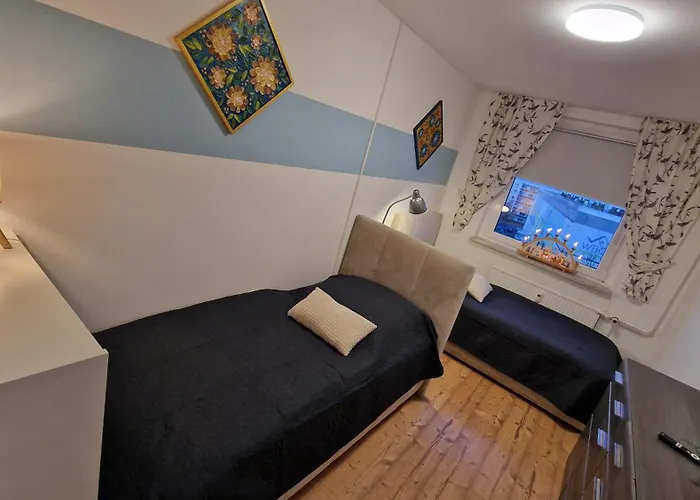 Stadtblick Grosse Peter Fuer 5 Personen Mit Balkon 5og דירה